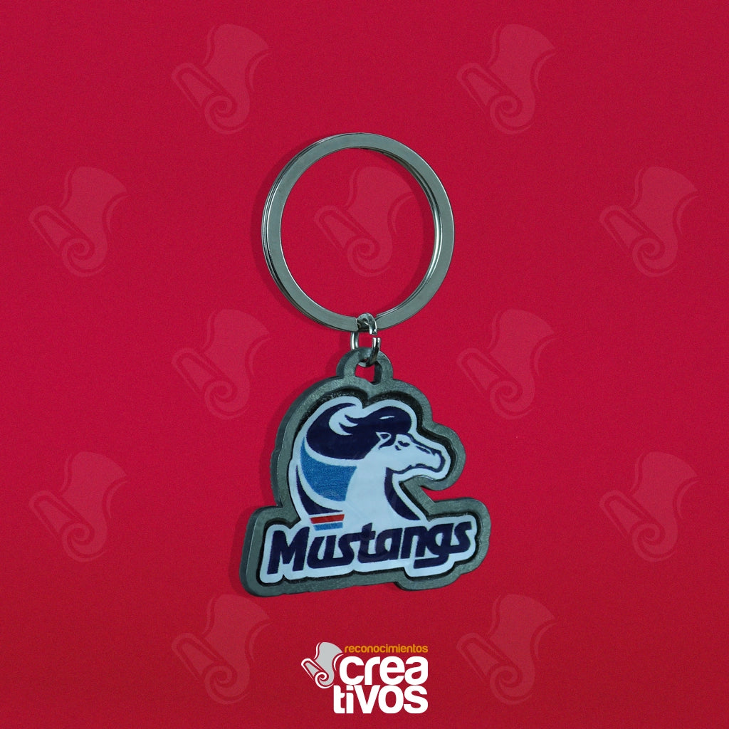 Llavero Personalizado Plateado con Etiqueta de Mustangs