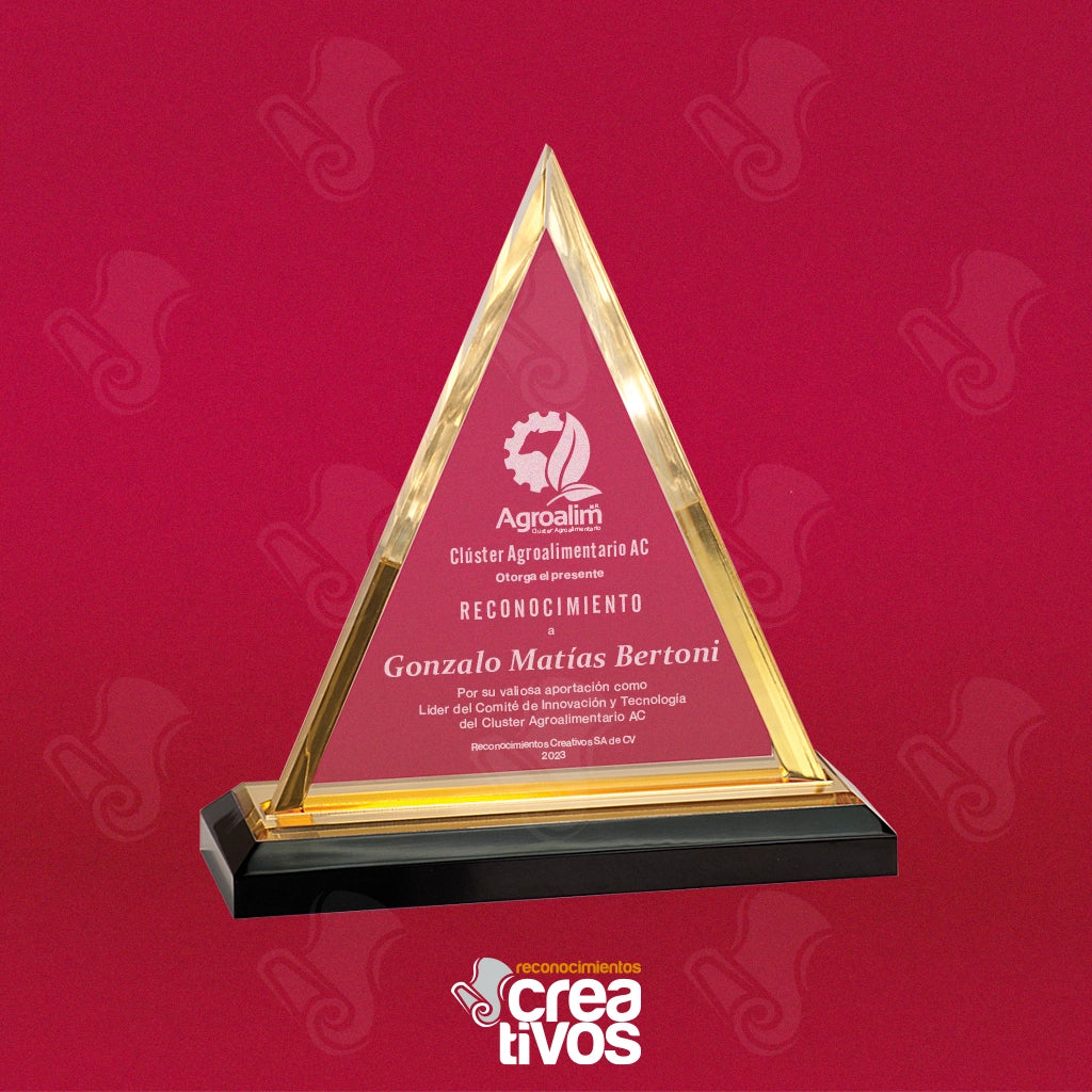 Reconocimiento de Acrílico Grabado Personalizado Triángulo Dorado