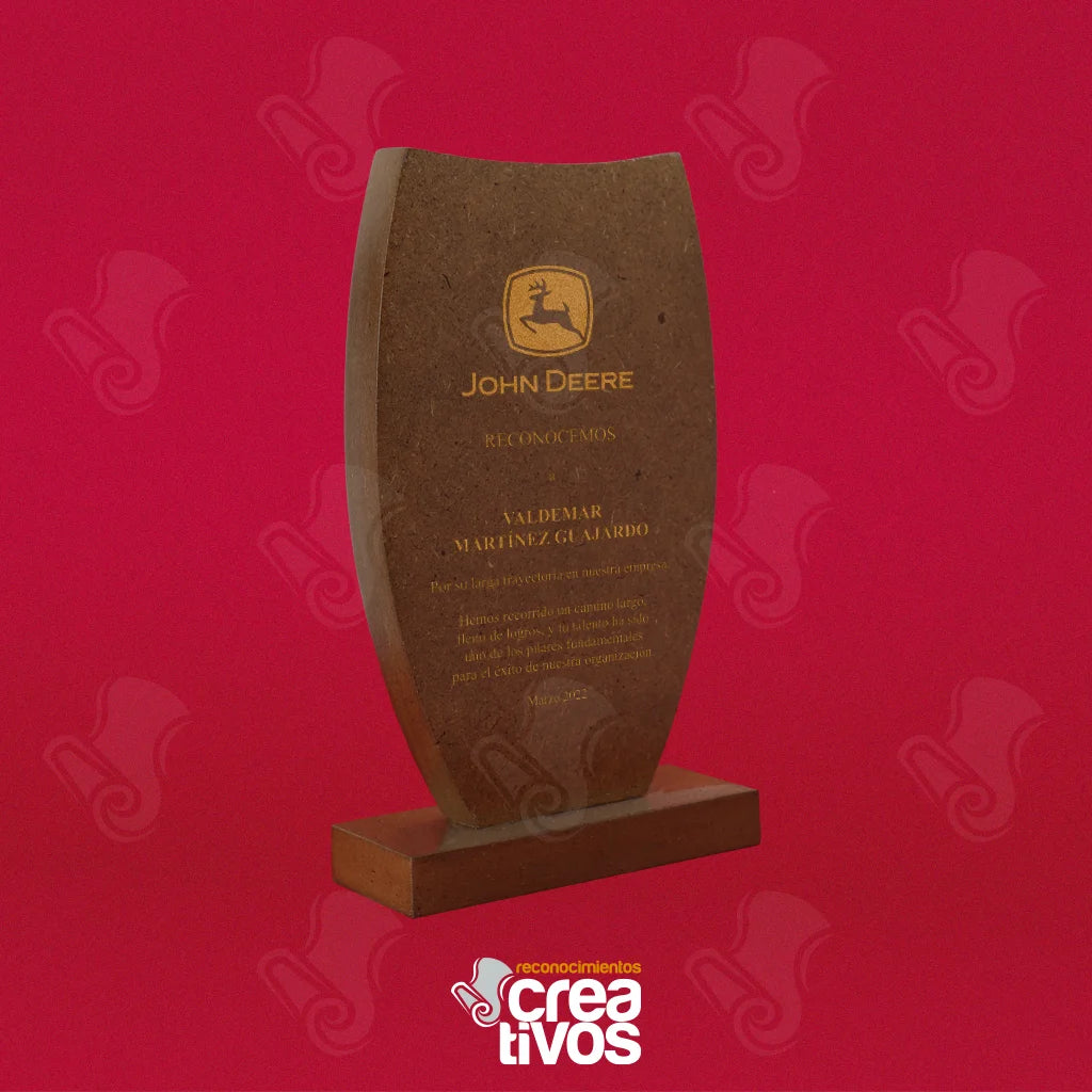 Reconocimiento de Madera Personalizado Insignia Ovalada Acabado Natural