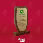 Reconocimiento de Madera Personalizado Insignia Ovalada Acabado Natural